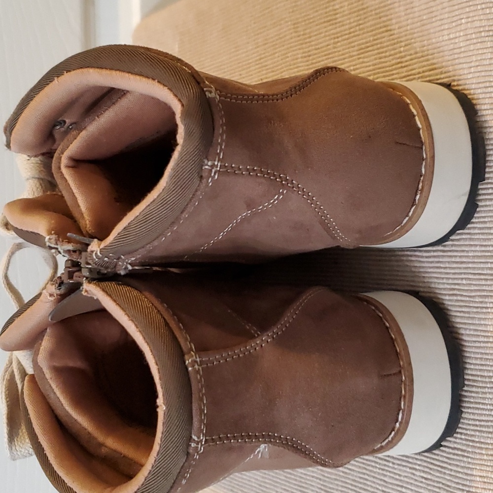 Universal Threads Woman's Combat Boots Size 9 - image 3